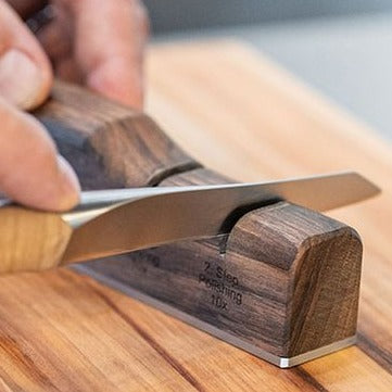 SKNIFE Messerschärfer mit Abzieh-Leder