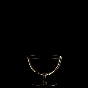 https://cascade-luzern.ch/products/patrician-fingerschale-auf-fuss-lobmeyr-josef-hoffmann-schale
