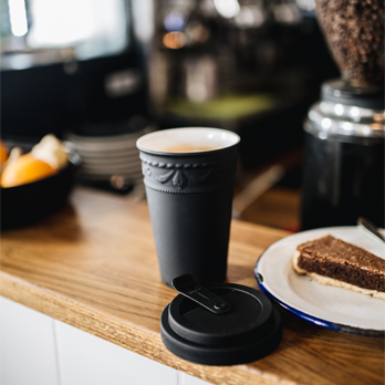 KURLAND To Go Becher schwarz