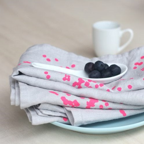 Servietten Blüten Pink, 100% Leinen grau