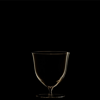 https://cascade-luzern.ch/products/patrician-vase-auf-fuss-lobmeyr-josef-hoffmann-vase-blumen-glas