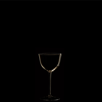 https://cascade-luzern.ch/products/patrician-weinglas-iv-lobmeyr-josef-hoffmann-glas-kelch-wein