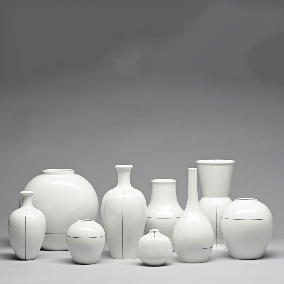 Porzellan- und Keramikvasen