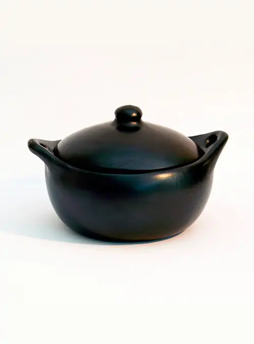 Ovale Schale mit Deckel BLACK POTTERY