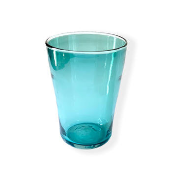 Wasserglas hellblau